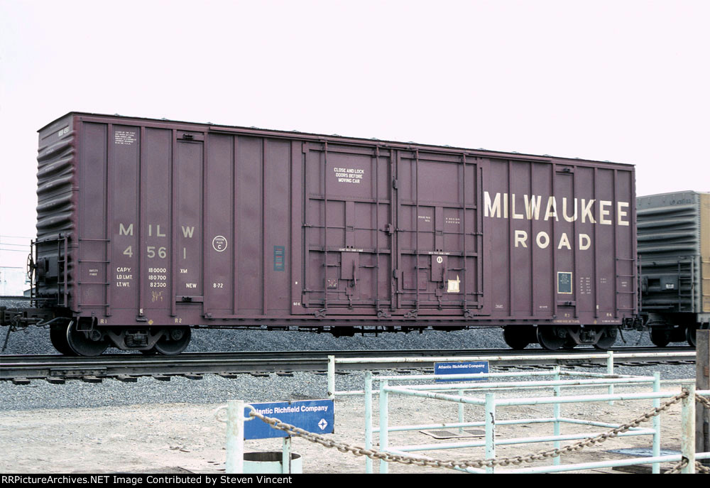 Milwaukee Road box MILW #4561